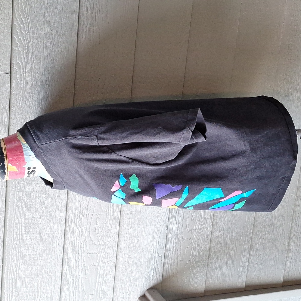 Vintage 90s Anvil XL single stitch multicolor shapes tshirt - Picture 5 of 9
